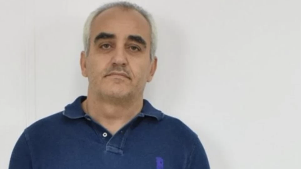 Υπόθεση «ψευτογιατρού»: Οι… συμβουλές σε 16χρονο καρκινοπαθή και οι «σπάνιες πρώτες ύλες» από την Ελβετία